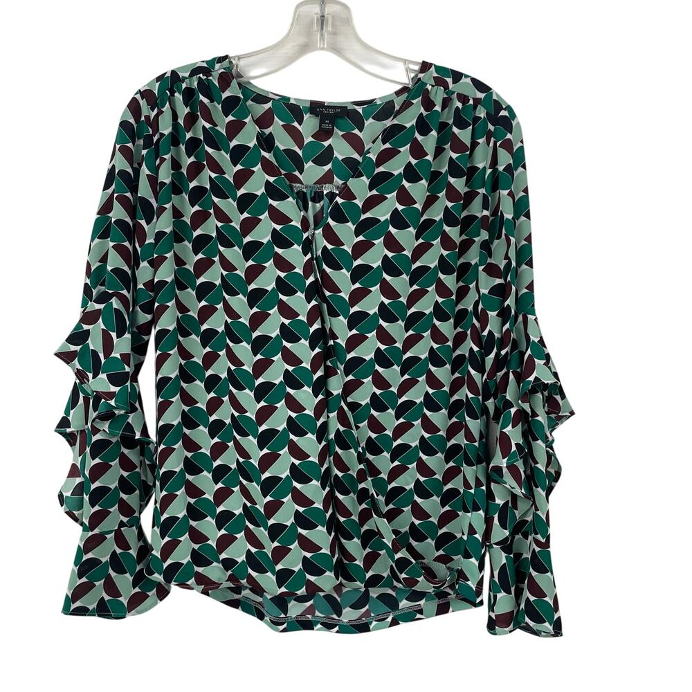 Ann Taylor Factory Long Ruffle Sleeve V Neck Blouse Green Geo Print Womens XS